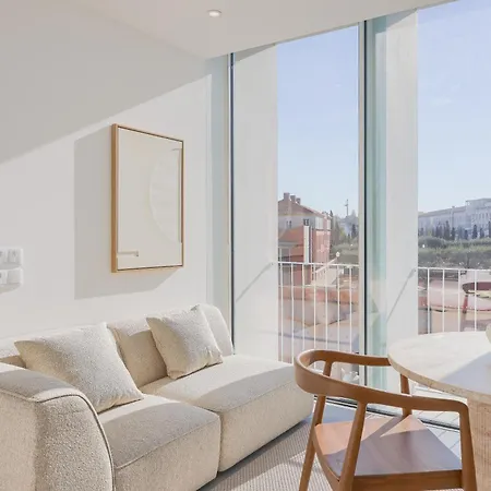 Inside Avenida * Aveiro