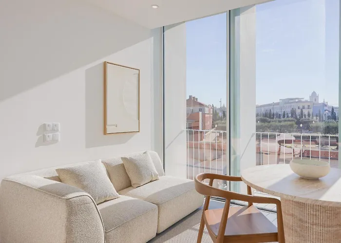 Inside Avenida * Aveiro