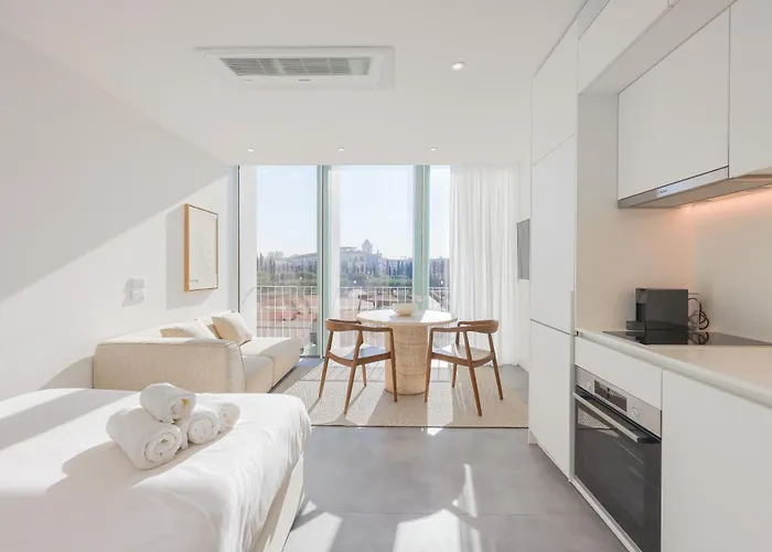 Inside Avenida * Aveiro