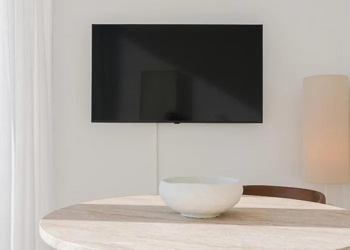 Inside Avenida Aveiro